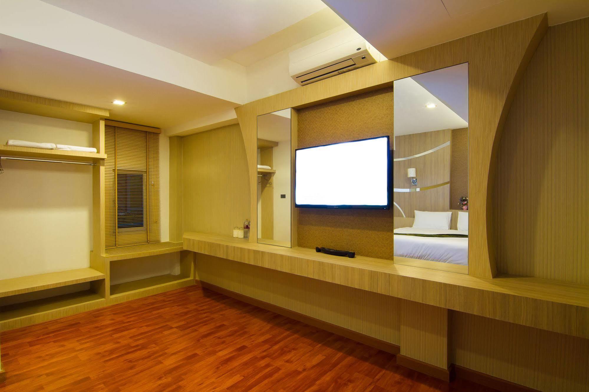 Delio Boutique Hotel Udon Thani Exterior photo