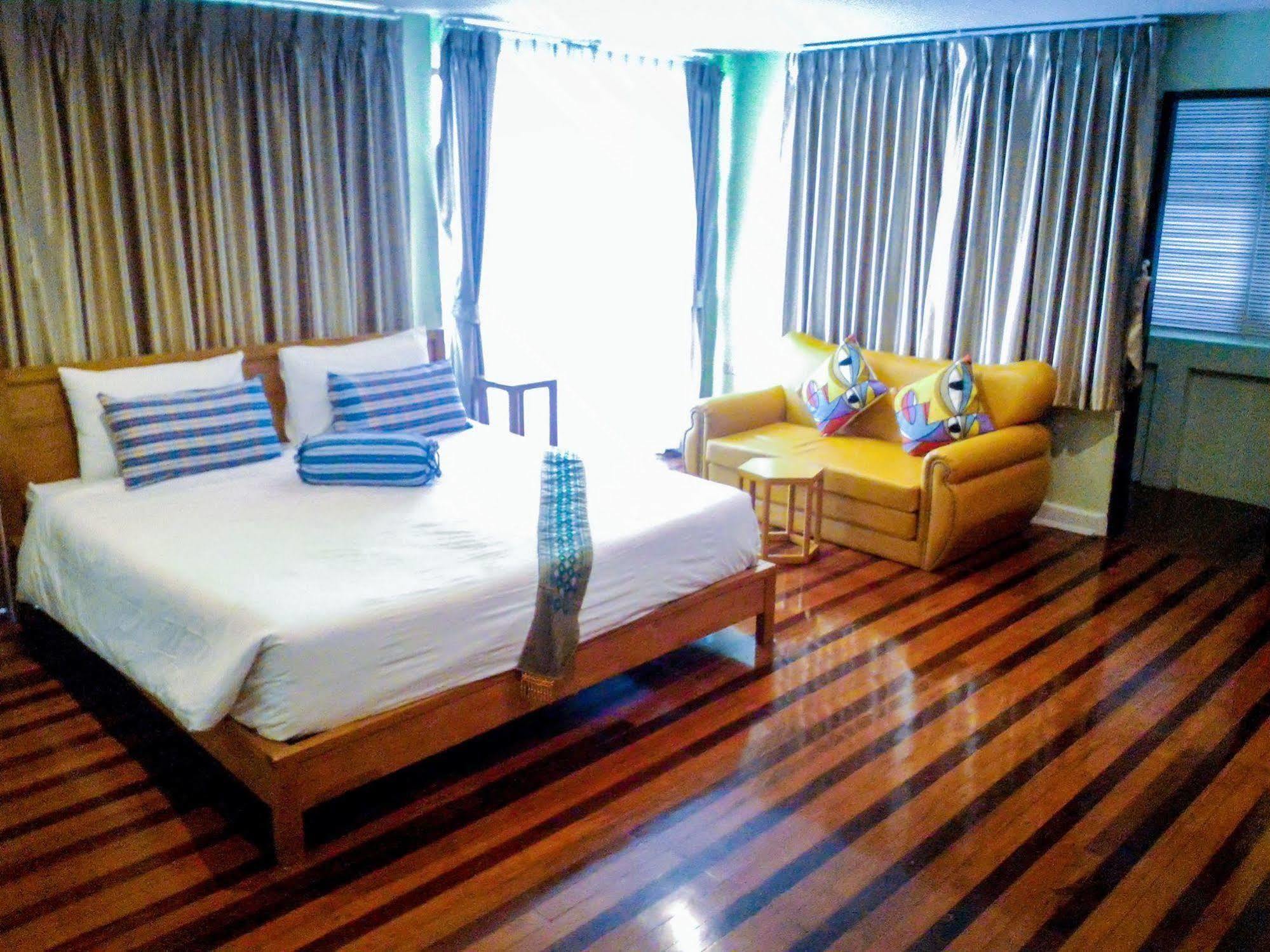 Delio Boutique Hotel Udon Thani Exterior photo